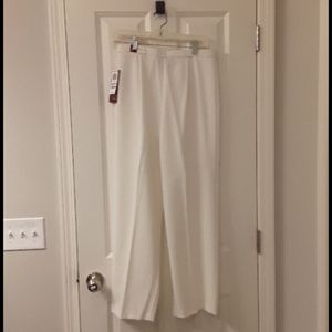 NEW JM PETITE COLLECTION Dress slacks